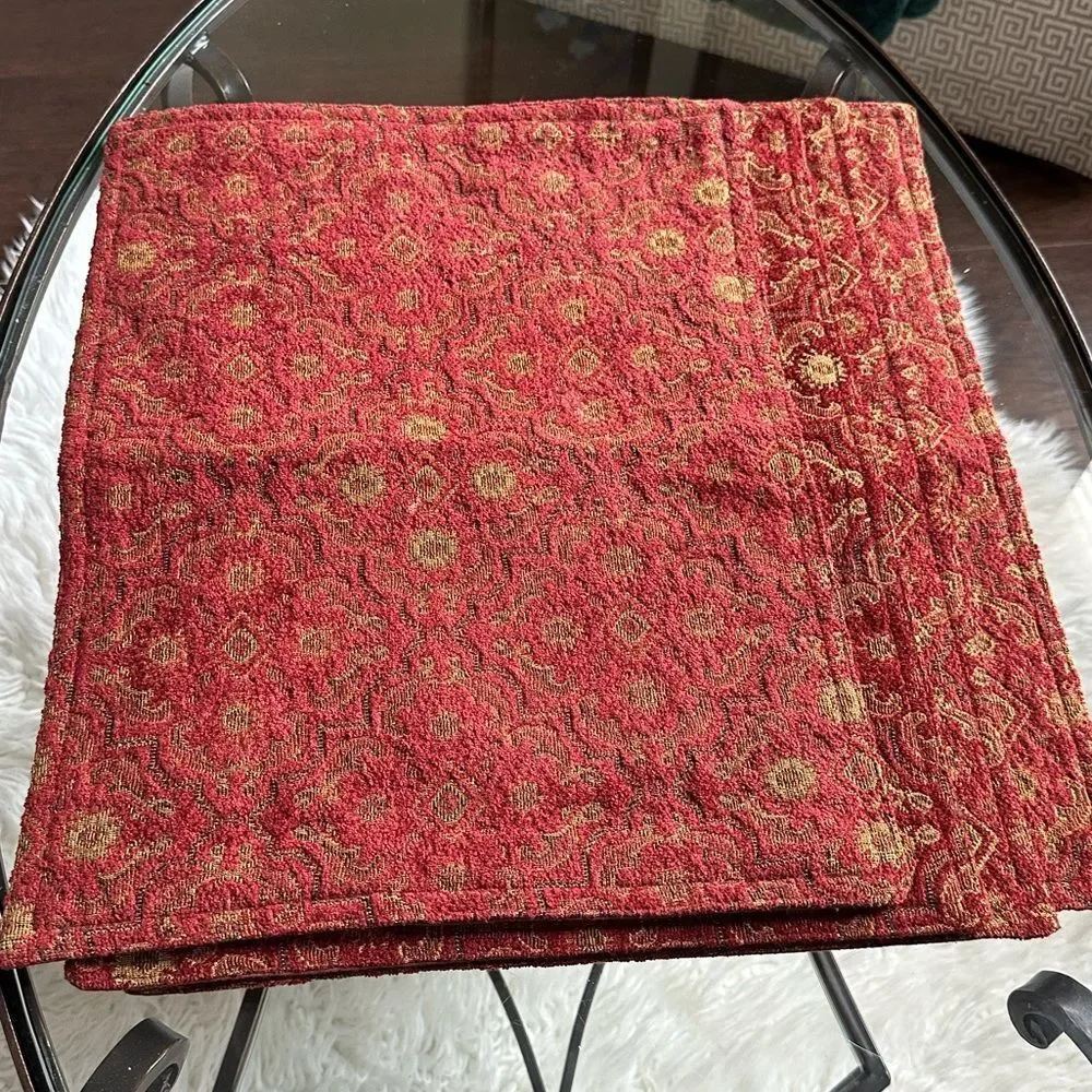 Crate & Barrel Darcy Tapestry Placemat 4